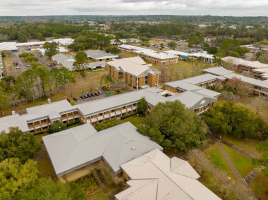 Tallahassee, FL, ABD - 18 Şubat 2022: Tallahassee Devlet Üniversitesi Hava Fotoğrafı