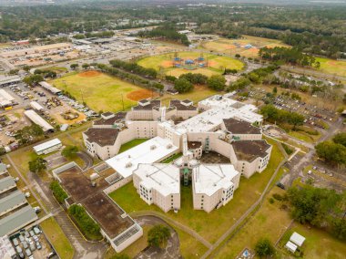 Tallahassee, FL, ABD - 18 Şubat 2022: Leon County Hapishanesi