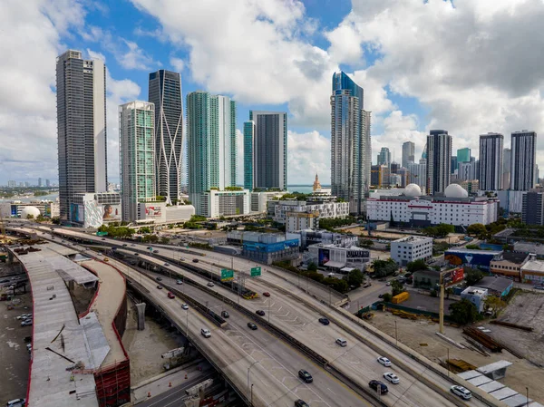 Miami Usa Února 2022 Letecká Výstavba Podpisového Mostu Centru Miami — Stock fotografie