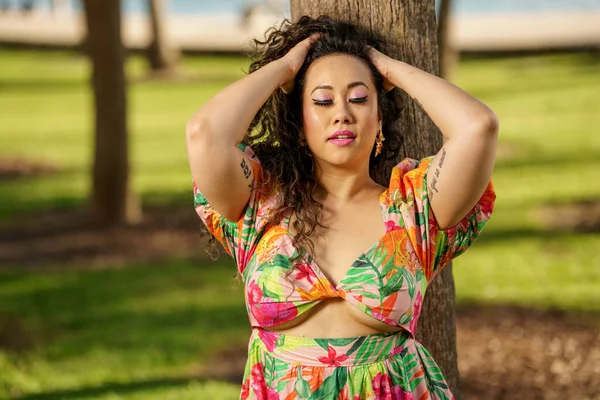 Woman Eyes Closed Massaging Her Head — Stock Photo, Image