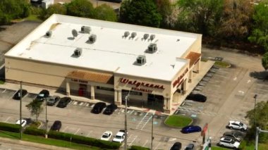 Walgreens Eczanesi Fort Pierce FL ABD Havaalanı yakın çekim videosu