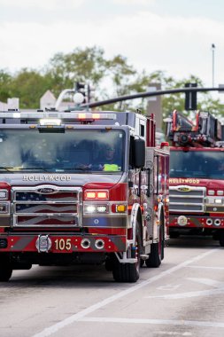 Hollywood, FL, ABD - 13 Mart 2022: 2022 St. Patrick Günü Geçit Töreni Fotoğrafları Hollywood 'un merkezinde.
