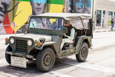 Hollywood, FL, ABD - 13 Mart 2022: 2022 St. Patrick Günü Geçit Töreni Fotoğrafları Hollywood 'un merkezinde.