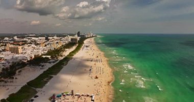 Miami Bahar Tatili 2022 Sahne 5k