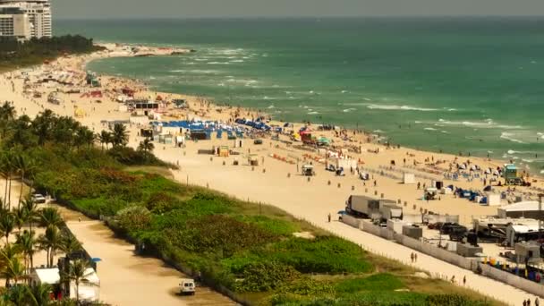 2022 Bahar Tatilinde Binlerce Turist Miami Sahili Akın Ediyor Hava — Stok video