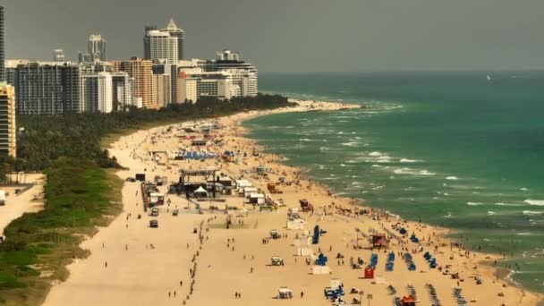 Туристы Прибывают Майами Бич 2022 Весенние Каникулы Телефото Зум — стоковое видео