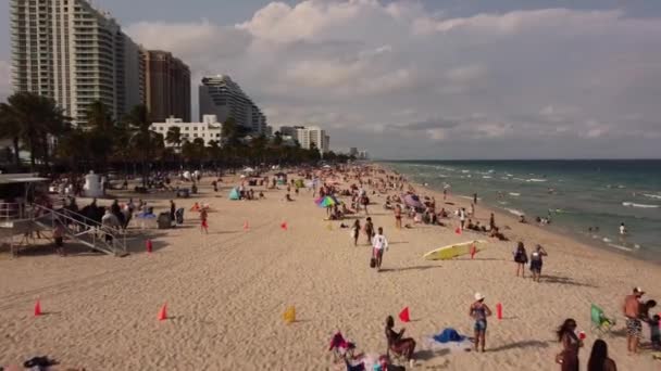 College Spring Break Fort Lauderdale Beach 2022 — Stock Video