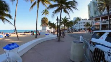 Fort Lauderdale 'de bahar tatili bisiklet gezisi 4k 60p
