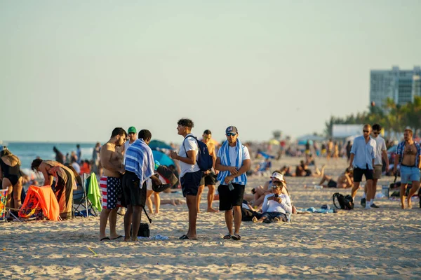 Fort Lauderdale Eua Março 2022 Pessoas Desfrutando Férias Primavera Fort — Fotografia de Stock