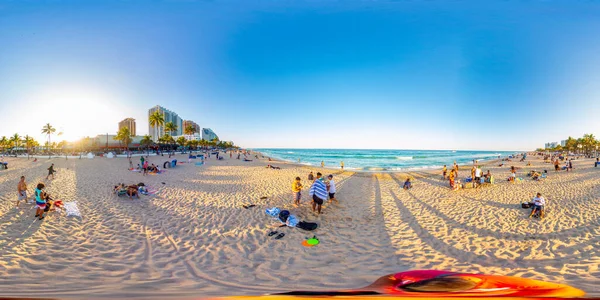 美国佛罗里达州劳德代尔堡 2022年3月27日 2022年大学春假期间的360 Vr球形照片劳德代尔堡海滩 — 图库照片