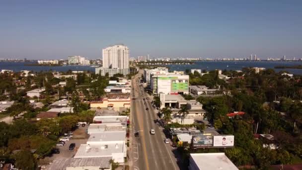航拍显示迈阿密79街景北湾村和诺曼底海岸 — 图库视频影像