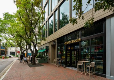 Çin şehrindeki restoran.