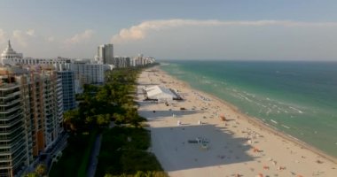 Miami Plajı 'nda 5 km' de çekilmiş sahil evleri.