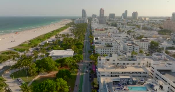 Tvåvägs Cykelbanor Miami Beach Ocean Drive — Stockvideo