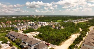 Körfez Kıyıları Alabama 'da hava denetimi video konutlandırma topluluğu gelişimi.