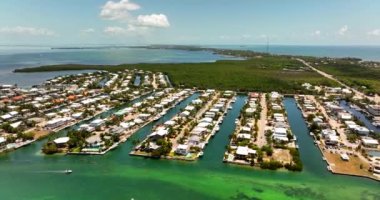 Florida Keys 'te 5k' lik deniz manzaralı evler.