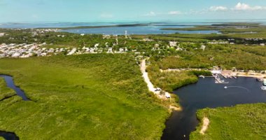 John Pennekamp Mercan Resifi Eyalet Parkı Key Largo. 5k hava stok görüntüsü