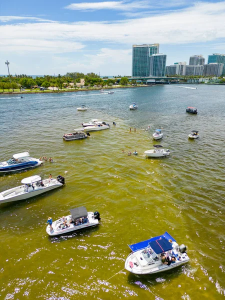 People Haulover Beach Sandbar Biscayne Bay — Stock Photo, Image