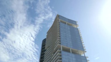 İnsansız hava aracı videosu. Turnberry Ocean Club Sunny Isles Beach FL 'de.