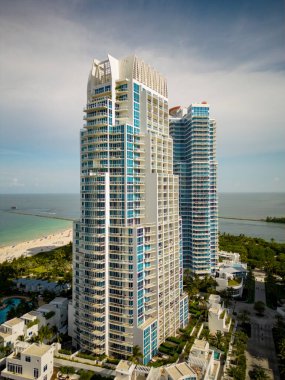 Dikey hava fotoğrafı Süreklilik Konutu Miami Plajı