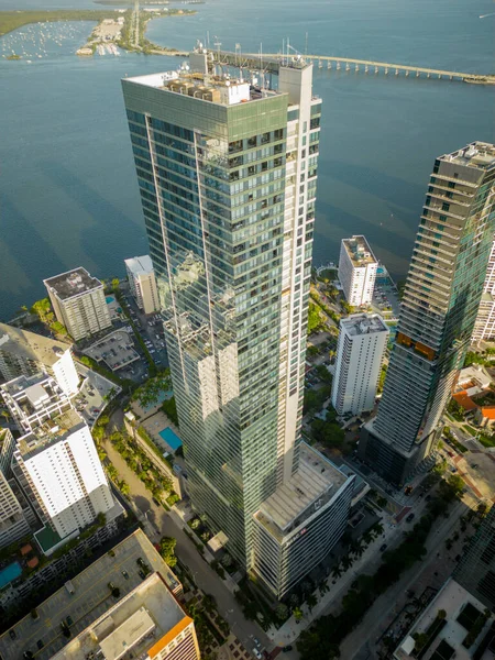 Letecká Vertikální Fotografie Four Seasons Hotel Miami Brickell — Stock fotografie