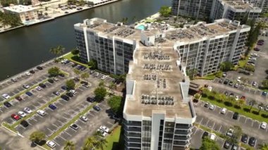 Çatı katı ve havalandırma havalandırma denetim dairesi.