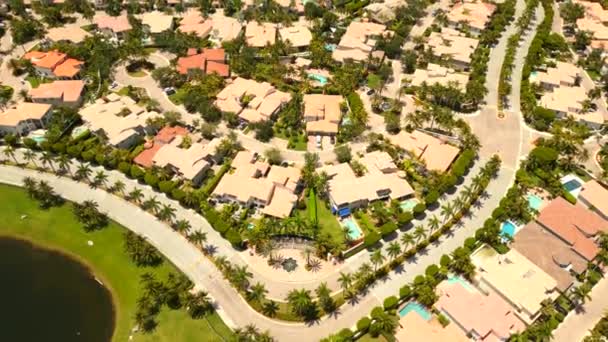 Upscale Homes Harbor Islands Hallandale Usa Aerial Drone Footage — Stockvideo