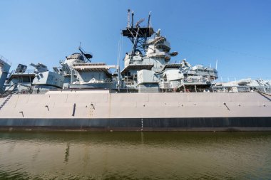 Norfolk VA 'daki USS Wisconsin BB64 savaş gemisinin görüntüsü