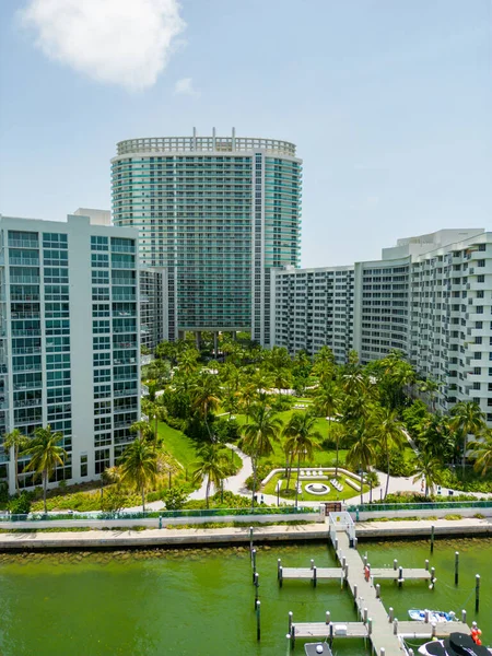 Vertical Aerial Drone Photo Flamingo Miami Beach Condo Resort — Stock Photo, Image