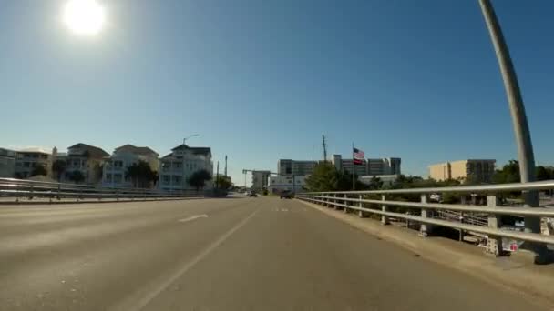 Rijden Banks Channel Bridge Draai Waynick Blvd Wrightsville Beach Usa — Stockvideo