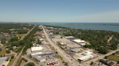 Arendell Caddesi Morehead City 'de dükkanlar ve işyerleri var.