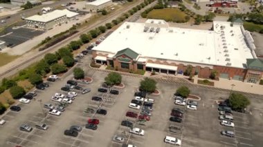 Hava desteği Harris Teeter 'ın Morehead City Kuzey Carolina' daki süpermarkette olduğunu gösteriyor.