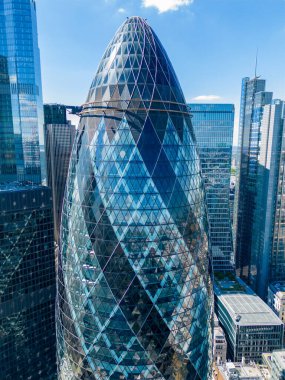 Gherkin London City hava dikey fotoğrafı.