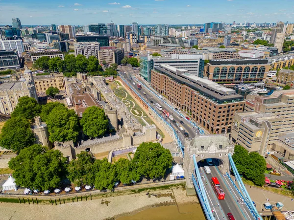 Aerial Photo Tower London Double Decker Busses Tourists — Foto de Stock