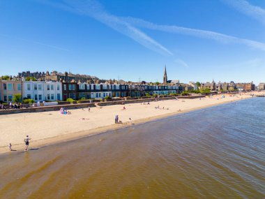 Portobello Beach Edinburgh İskoçya 'da havadan çekilmiş bir fotoğraf.