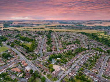 Güzel dramatik gökyüzü ile Salisbury İngiltere 'de hava fotoğrafı