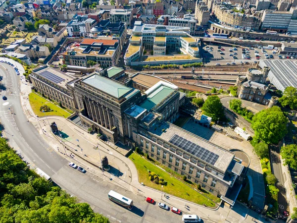 Scottish Government Building Shot Aerial Drone — Foto de Stock