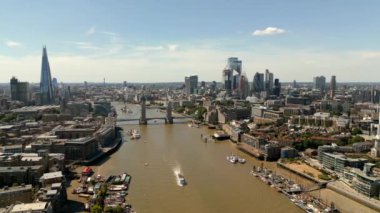 2022 'de Londra' da sıcak hava dalgası ve alçak nehir seviyesi