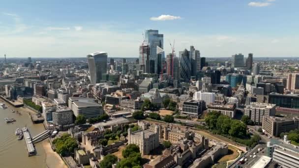 Aerial Establishing Shot Downtown London — стоковое видео