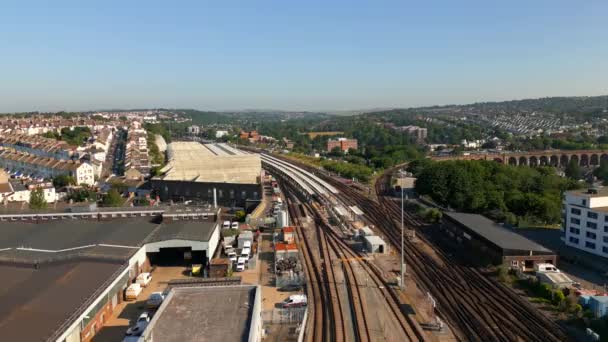 Aerial Drone Video Brighton Railway Train Station England — Vídeo de stock