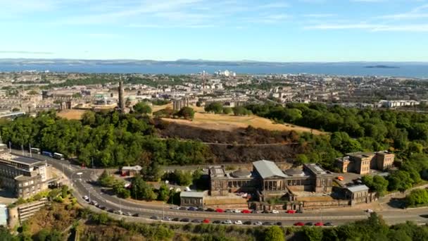 Aerial Video Calton Hill Edinburg View South — Stockvideo