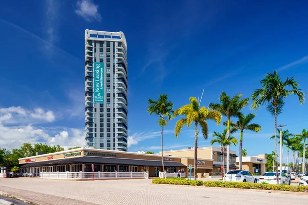 Hallandale Beach Usa July 2022 Slate Hallandale Now Leasing — Stockfoto