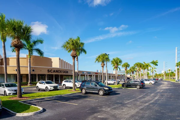 Miami Usa July 2022 Businesses Sunny Isles Square Center Plaza — Foto de Stock
