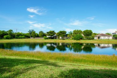 Homes with lake in backyard Miami Homestead