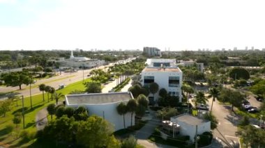 Aerial reveal Pompano Beach City Hall building 4k