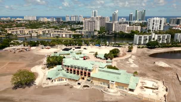 Aerial Pull Out Shot Hallandale Beach Diplomat Golf Course Construction — Stock Video