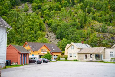 Norveç 'teki Lrdalsyri kasabasının fotoğrafı 