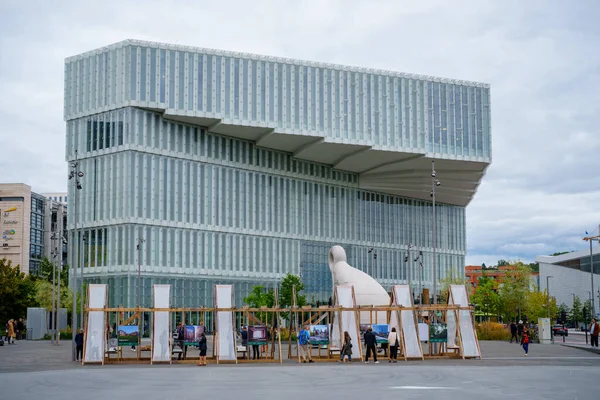 奥斯陆公共图书馆现代建筑 — 图库照片
