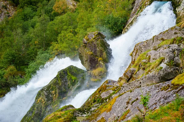 Zdjęcie Wodospadów Parku Narodowym Jostedalsbreen Norwegia — Zdjęcie stockowe
