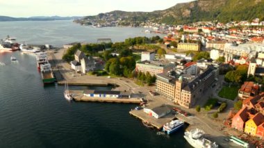 Bergenhus 'un Norveç' teki Hava Videosu
